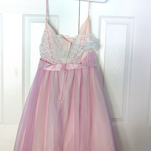 Vintage Flirtations by Alfred Angelo Dress - Size 8/39 - Picture 6 of 9